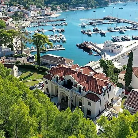 Hotel Boutique Kredo 4*