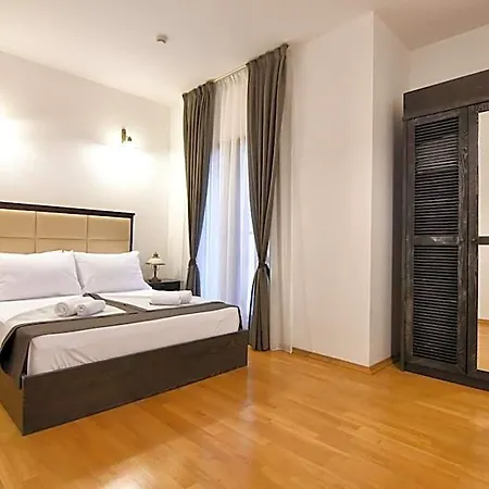 Boutique Kredo Hotel 4*